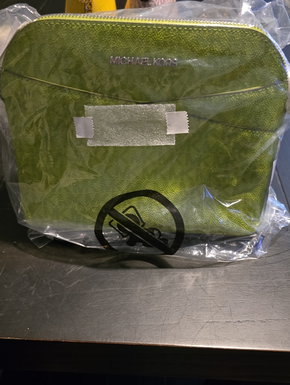 NWT Lime MK Logo Leather Jet Set Dome Crossbody Bag